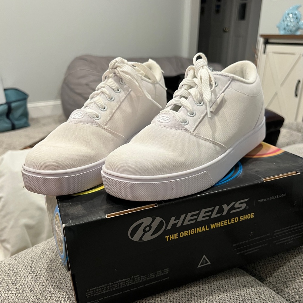 Heeley Sneakers